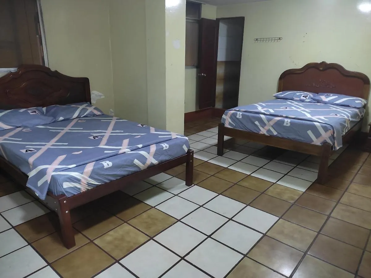 Paraiso Hostal 0*, Guayaquil Ekvádor