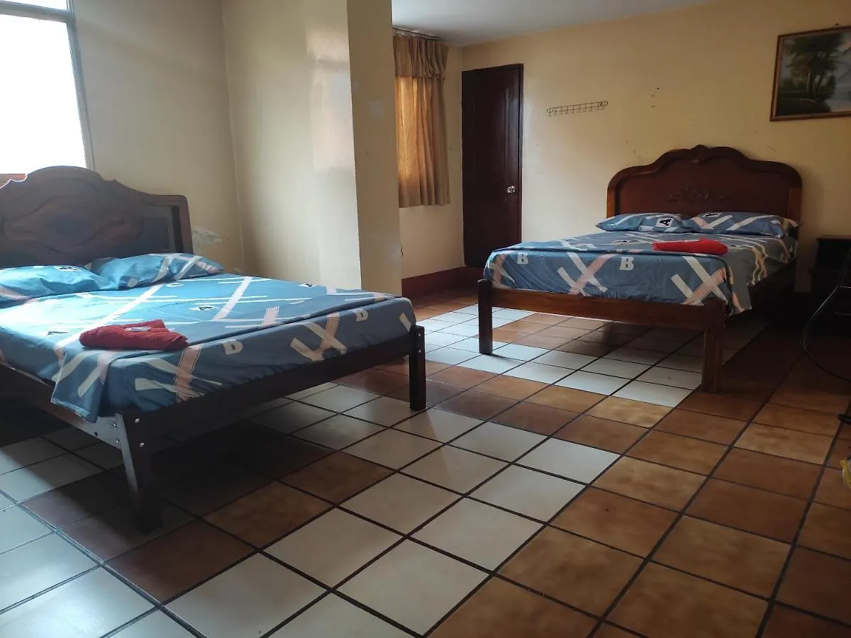 Paraiso Hostal Penzion Guayaquil