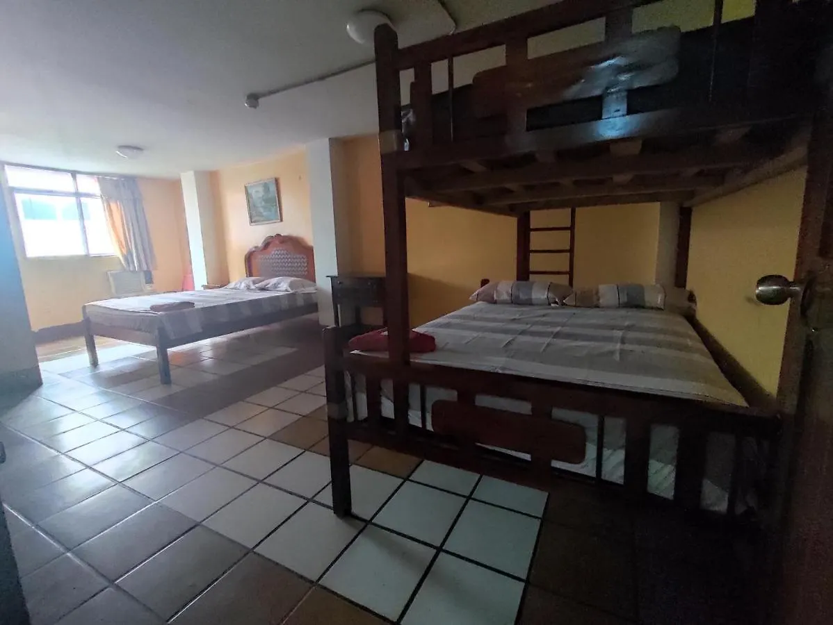 Paraiso Hostal 0*, Guayaquil Ekvádor