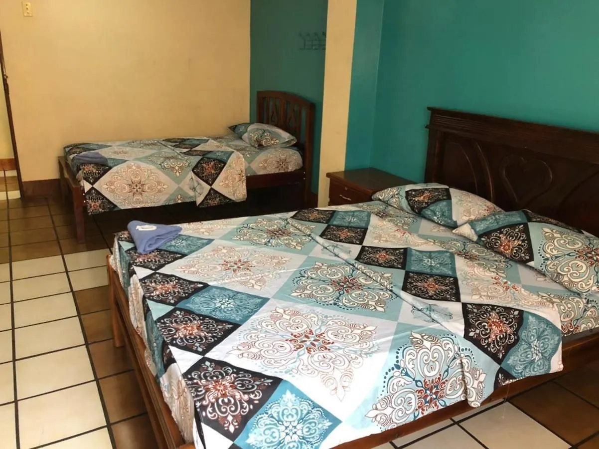 Paraiso Hostal Ekvádor